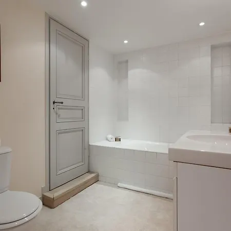 Onefinestay - Rue Mayet Private * París
